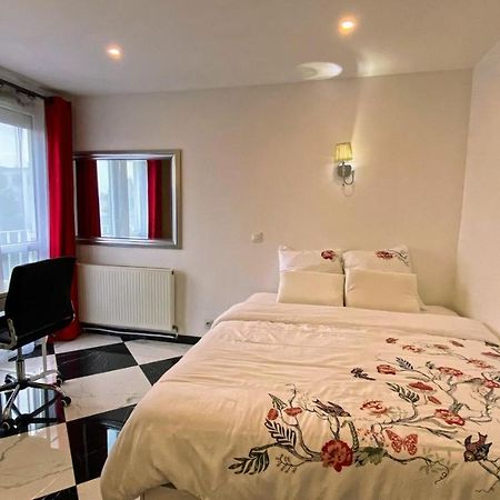 Noisiel - Bel Appartement - 20Mn Disney Land Paris Exterior photo
